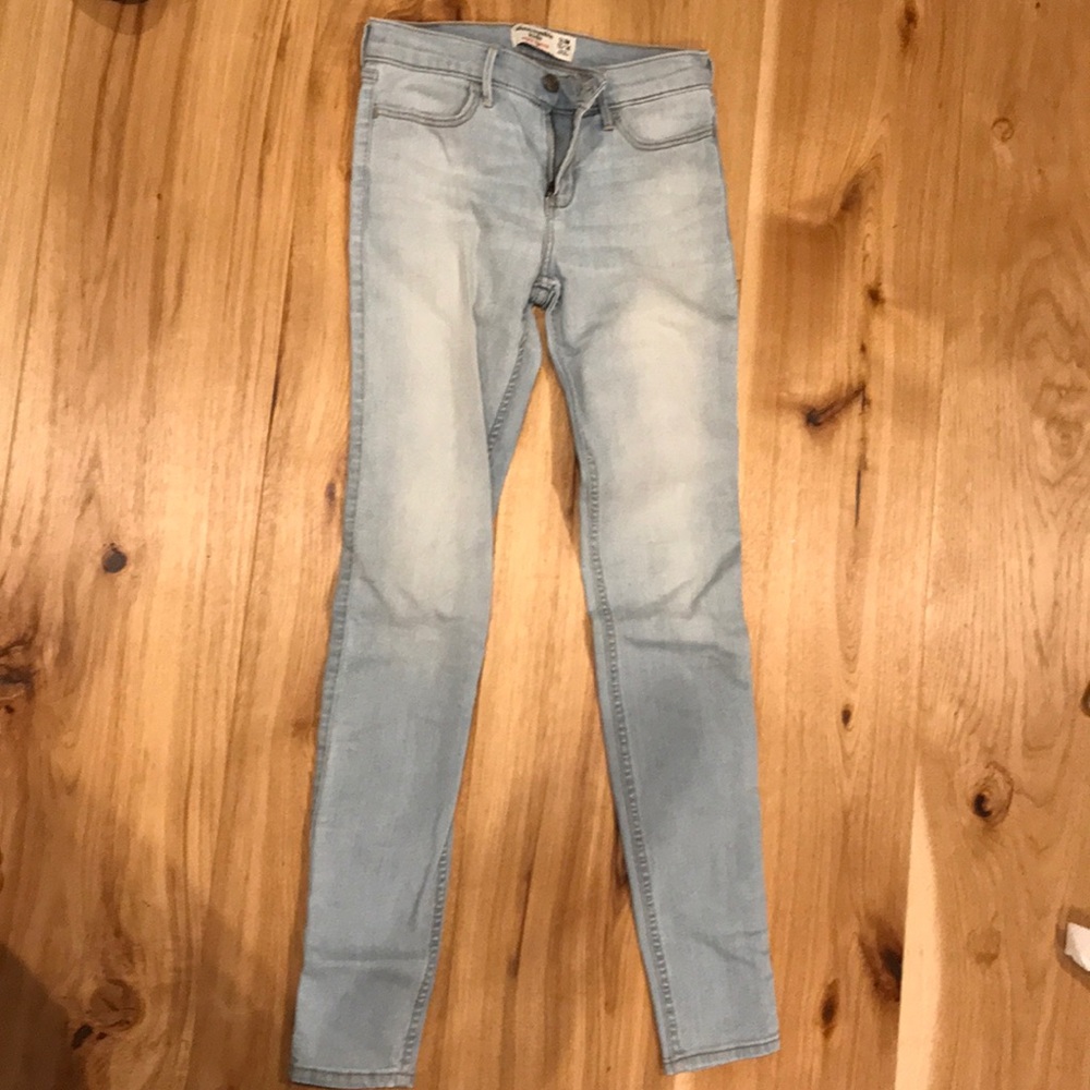 Light wash jeans